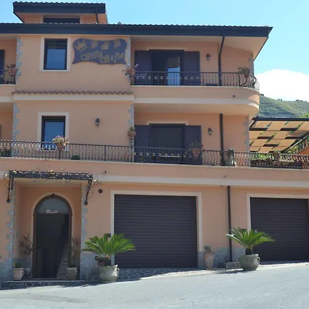 Sofia Bed and Breakfast 4*