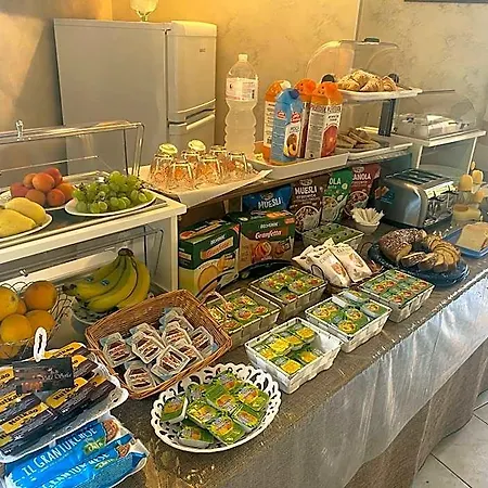 Sofia فندق مبيت وإفطار 4*