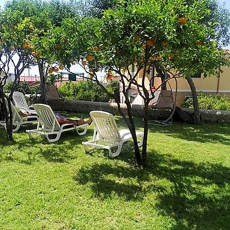Sofia فندق مبيت وإفطار 4*