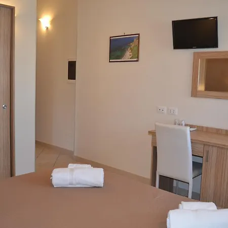 Sofia 4*