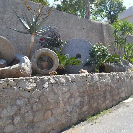 Sofia Bed & Breakfast 3*