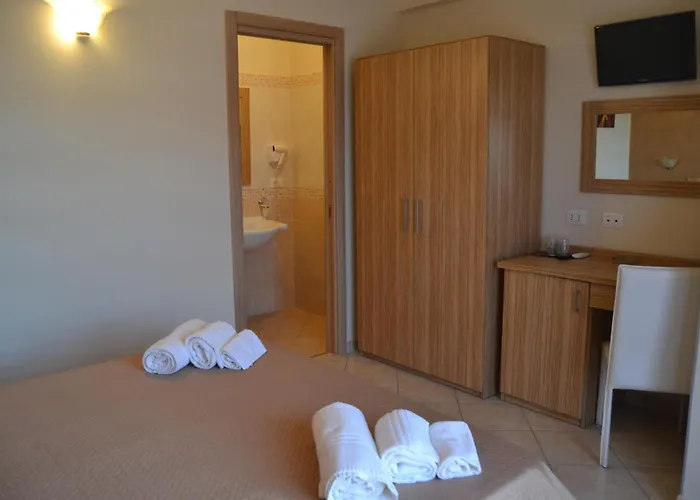 Sofia Bed & Breakfast 4*